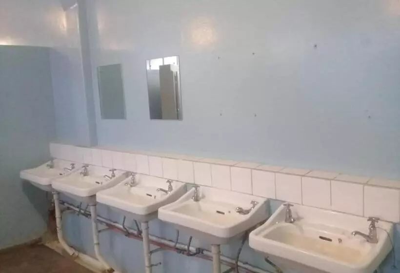 ユースホステル Dirkie Uys Backpackers