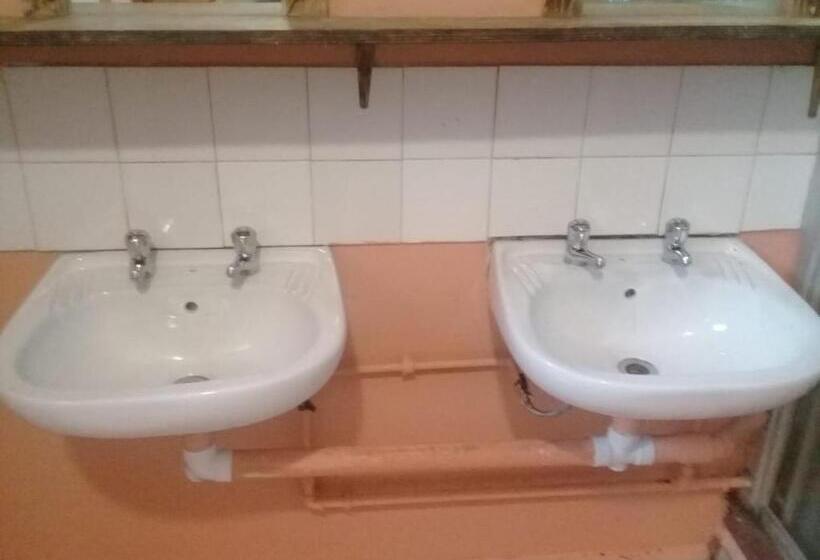 Retkeilymaja Dirkie Uys Backpackers