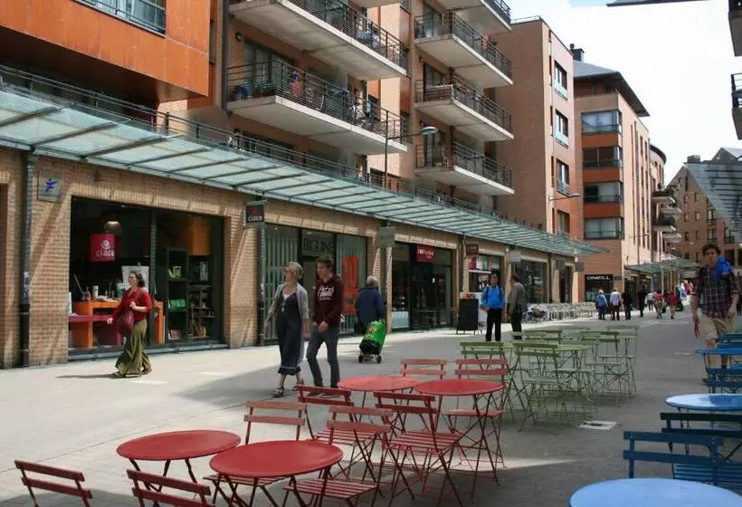 Retkeilymaja Gite Mozaik