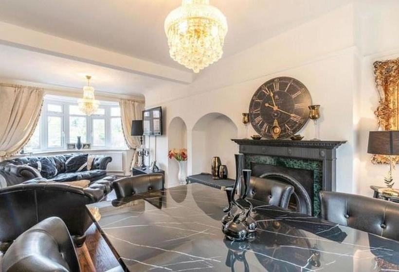 Apartamentos Ramón Gómez