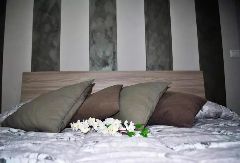 تختخواب و صبحانه L'alberata Dei Sogni