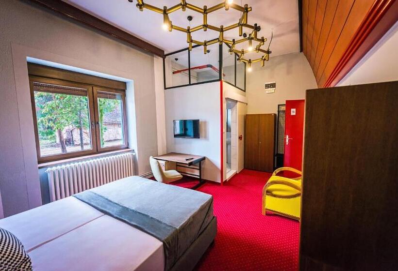 تختخواب و صبحانه Pb Urban Garden Stay With Secured Parking