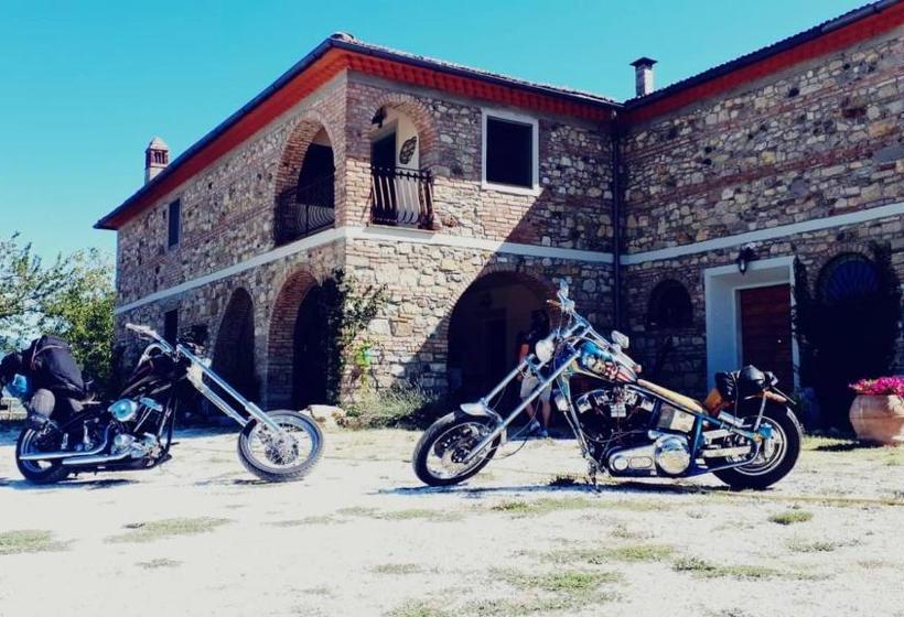 مبيت وإفطار Podere Il Sasso