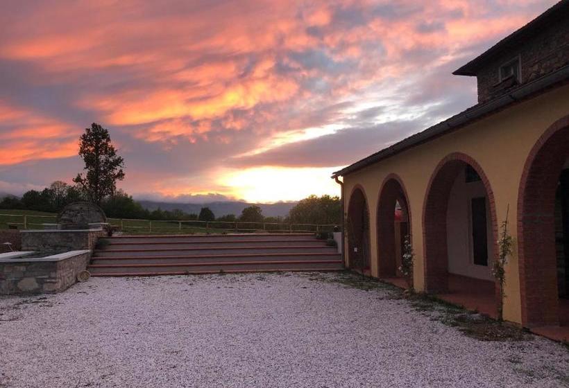 مبيت وإفطار Podere Il Sasso