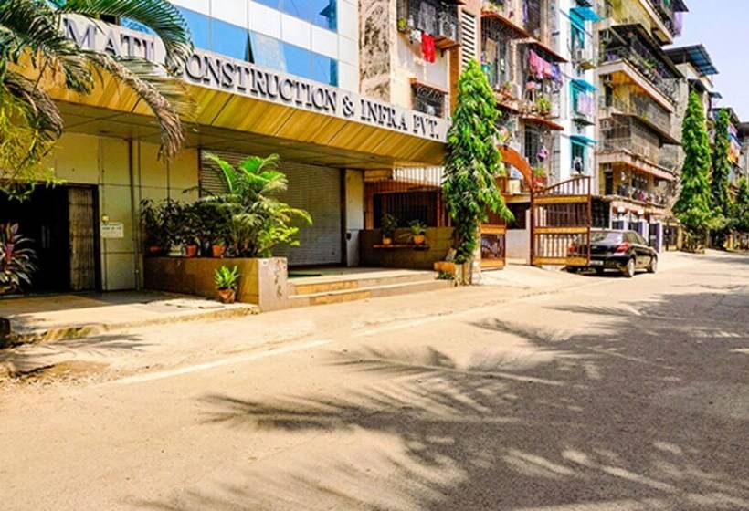 בית מלון כפרי Fabexpress Baramati Stays