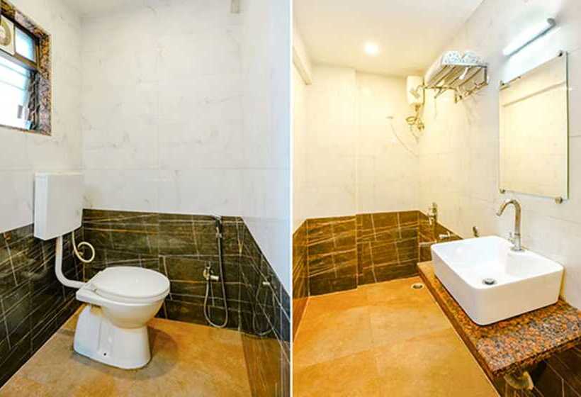 בית מלון כפרי Fabexpress Baramati Stays