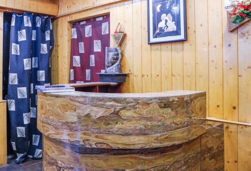 בית מלון כפרי Oyo 71309 Price View  And Restaurant