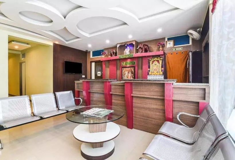 ホテル O Sri Sai Residency