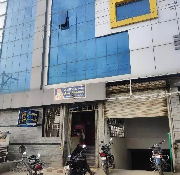 ホテル O Sri Sai Residency