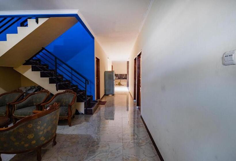 هتل Oyo Life 2216 Griya Jakasetia