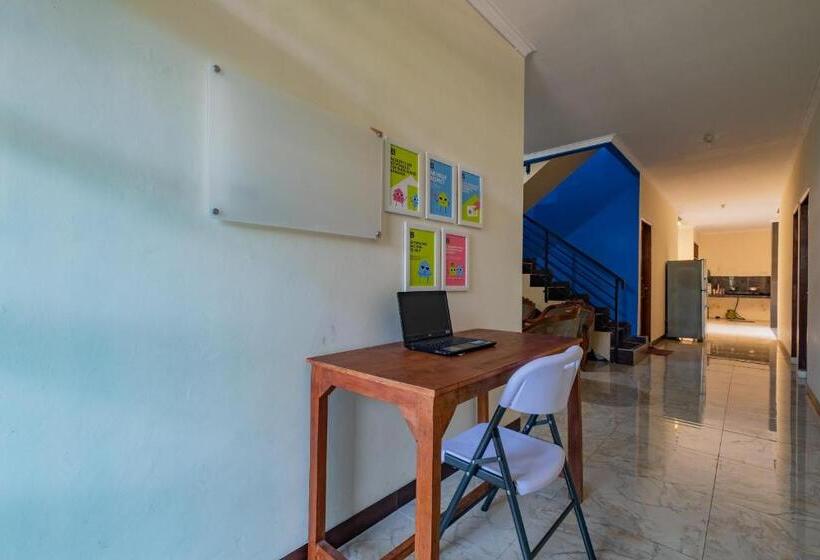 هتل Oyo Life 2216 Griya Jakasetia