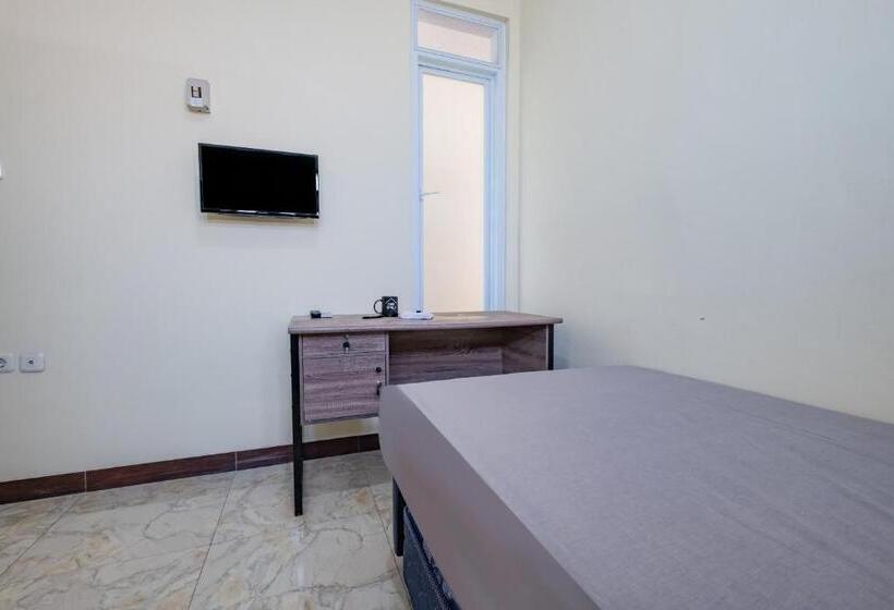 هتل Oyo Life 2216 Griya Jakasetia