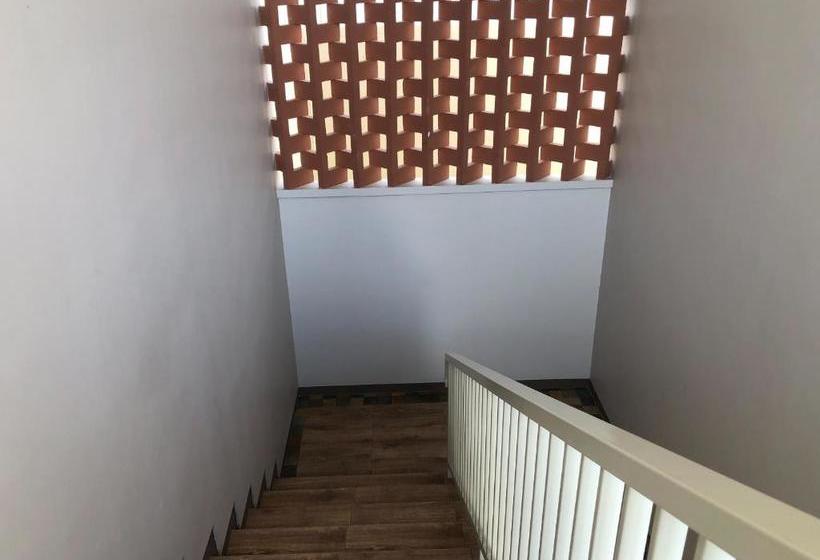 Hotell Oyo Life 3093 Kost Bale Teduh