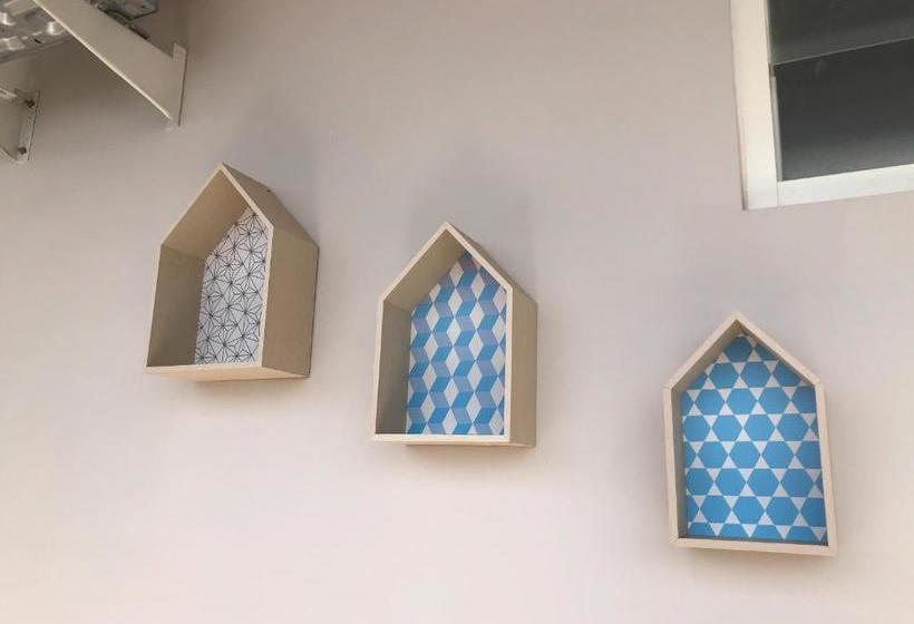 Hotell Oyo Life 3093 Kost Bale Teduh