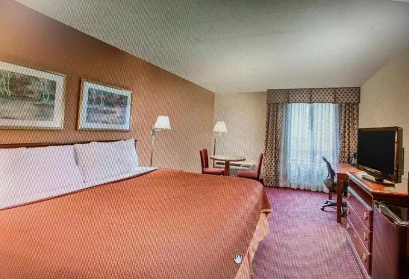 Hotelli Crossroads Inn