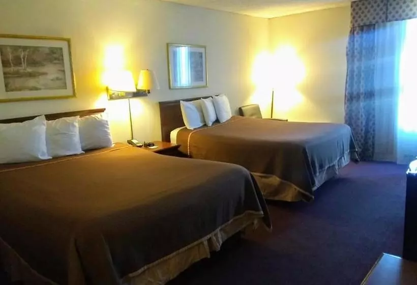 Hotelli Crossroads Inn