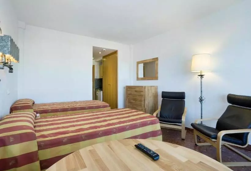 Apartamentos Bajondillo