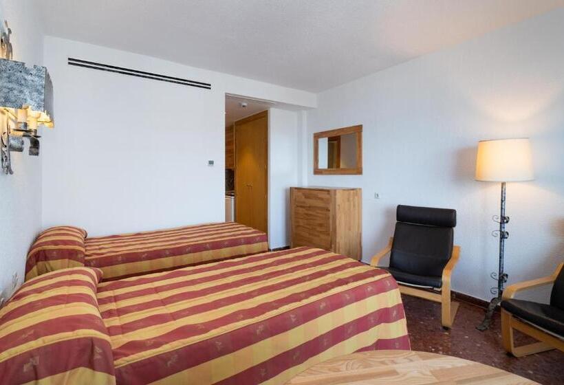 Apartamentos Bajondillo