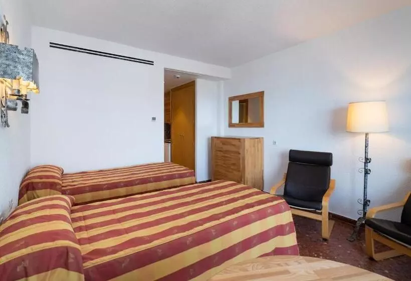 Apartamentos Bajondillo