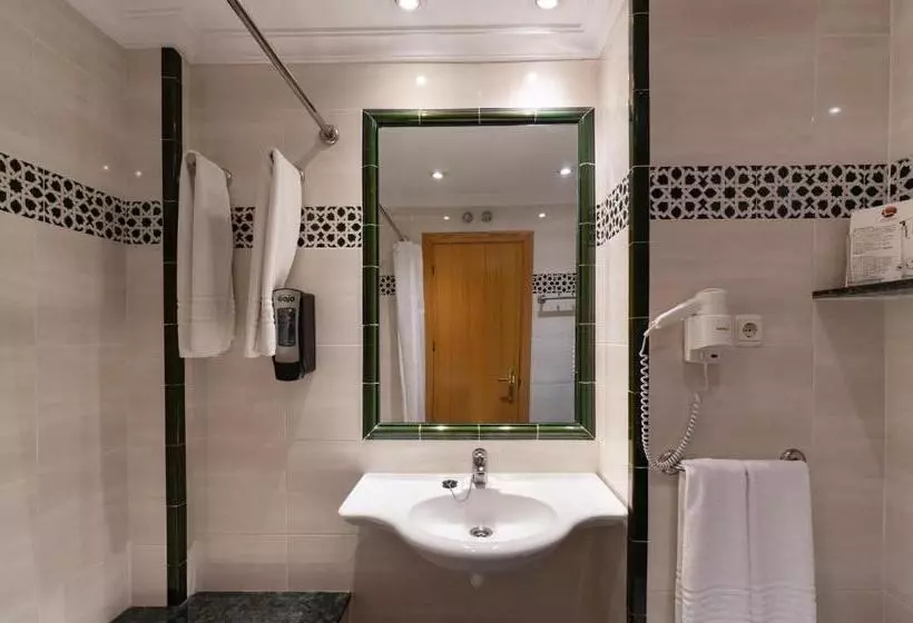 Apartamentos Bajondillo