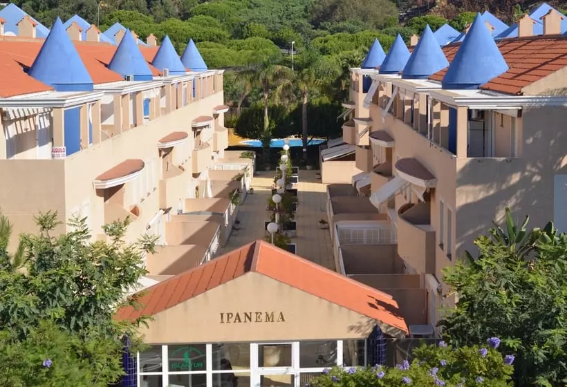 Apartamentos Leo Ipanema