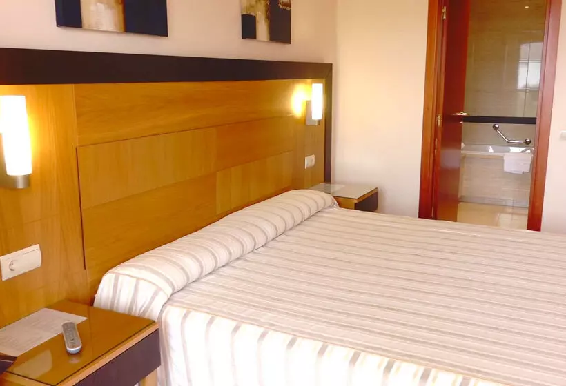 ホテル Bonalba Alicante 4* Sup