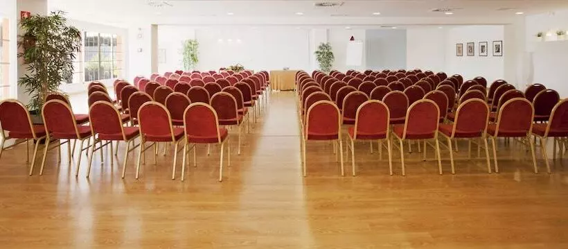 ホテル Bonalba Alicante 4* Sup