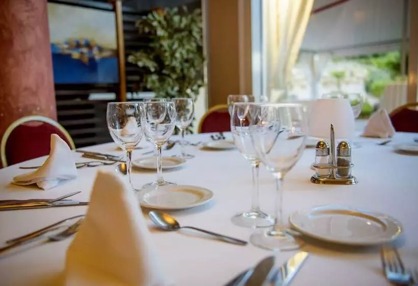 ホテル Bonalba Alicante 4* Sup