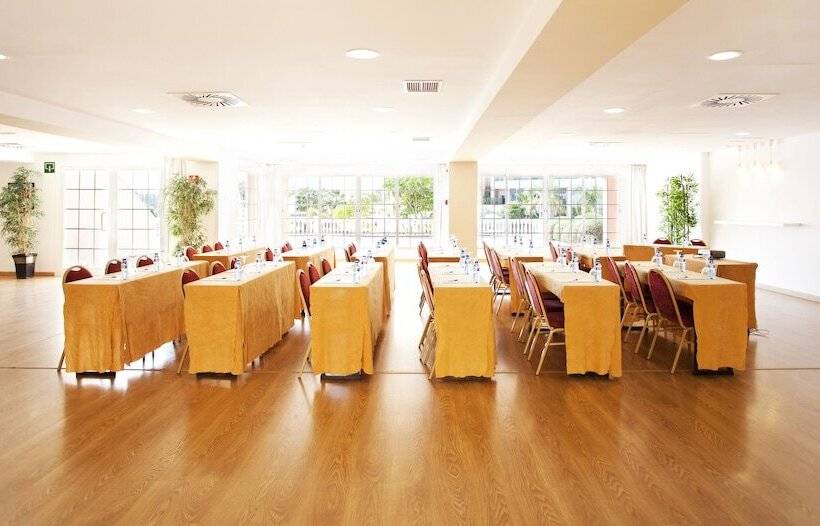 בית מלון כפרי Bonalba Alicante 4* Sup