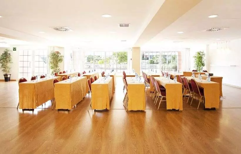 ホテル Bonalba Alicante 4* Sup