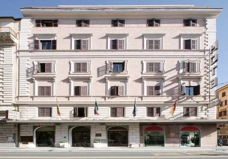 Отель Exe Domus Aurea