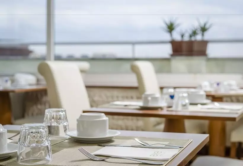 Отель Exe Domus Aurea