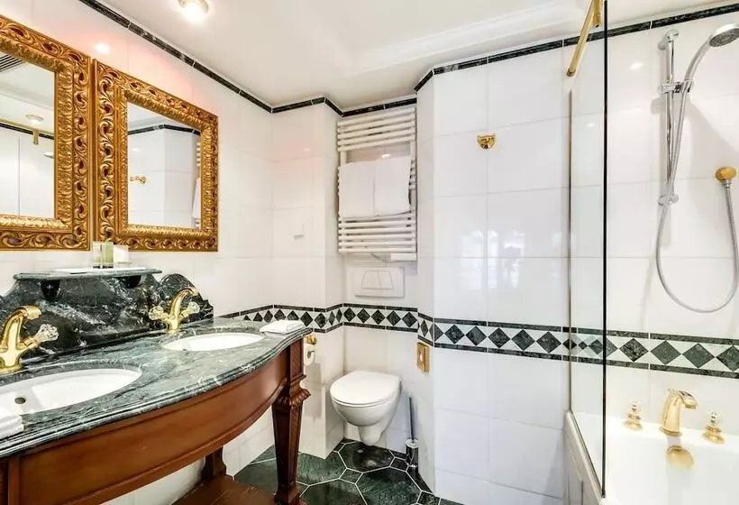 ホテル La Villa Royale