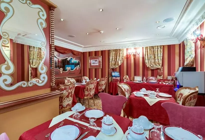 ホテル La Villa Royale