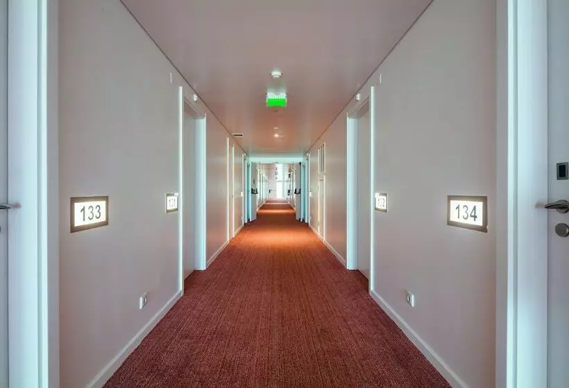 Отель Mh Peniche