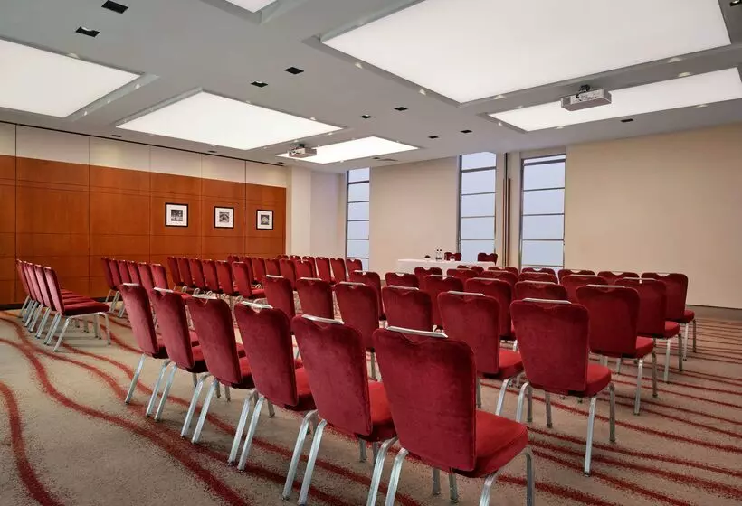 호텔 Park Plaza Victoria London