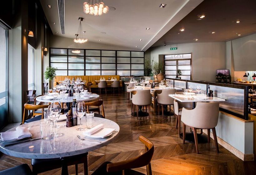 فندق Park Plaza Victoria London