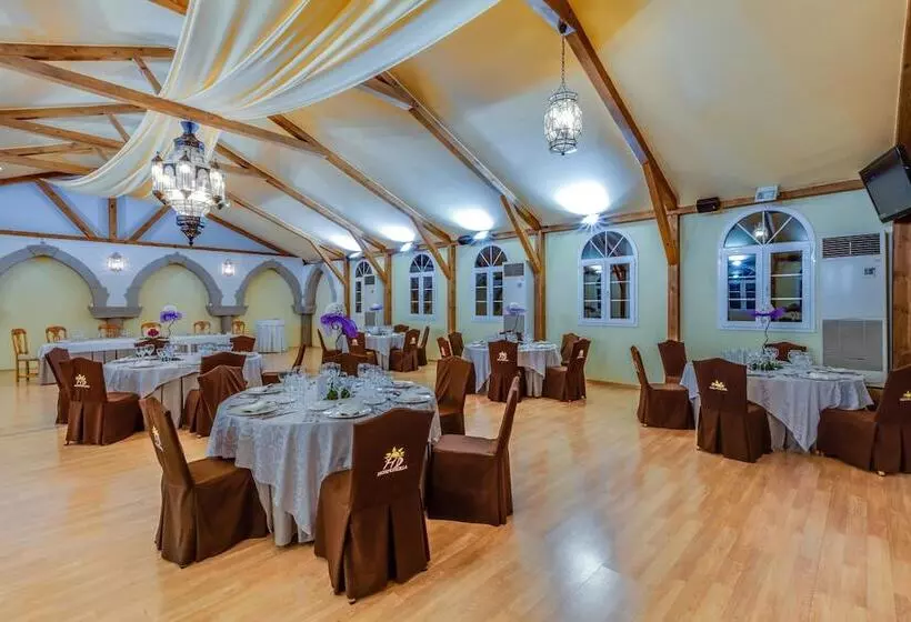 هتل روستایی Complejo Oro Verde