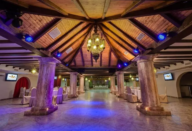 هتل روستایی Complejo Oro Verde