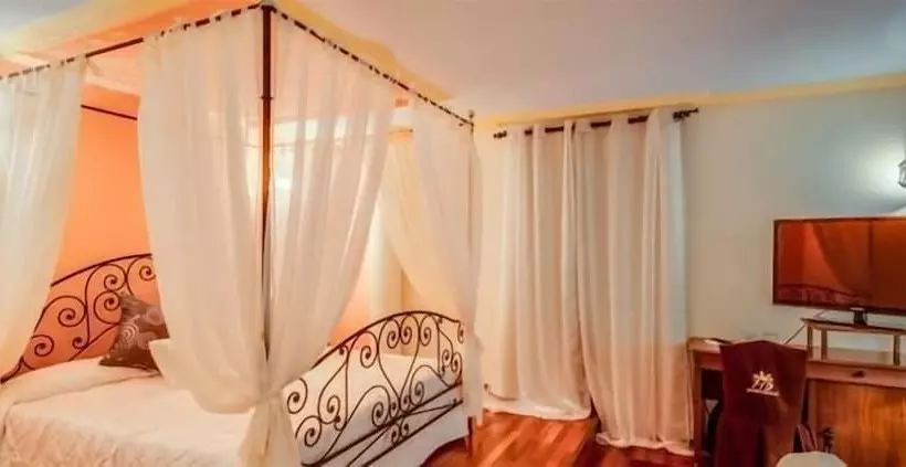 هتل روستایی Complejo Oro Verde