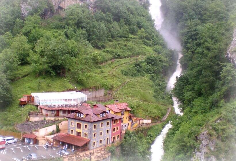 فندق ريفى Puente Vidosa