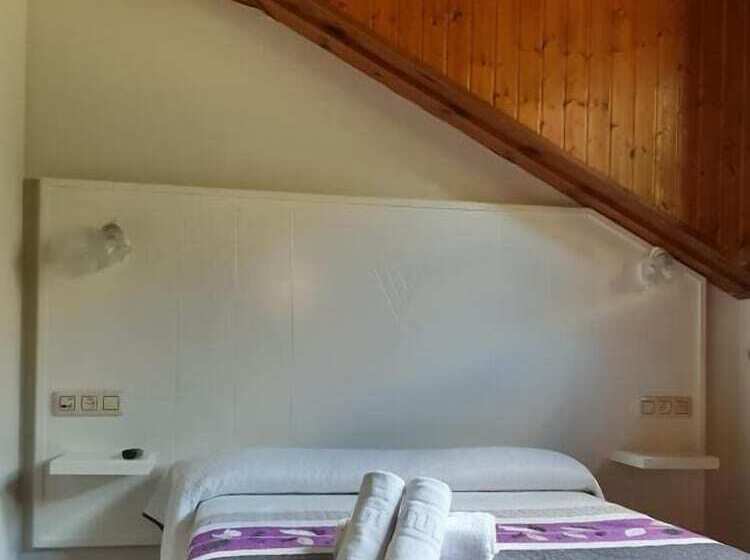 فندق ريفى Puente Vidosa