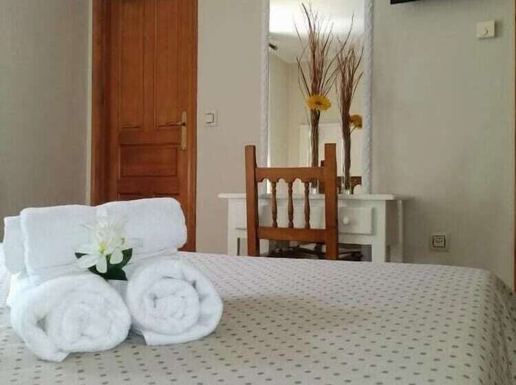 فندق ريفى Puente Vidosa