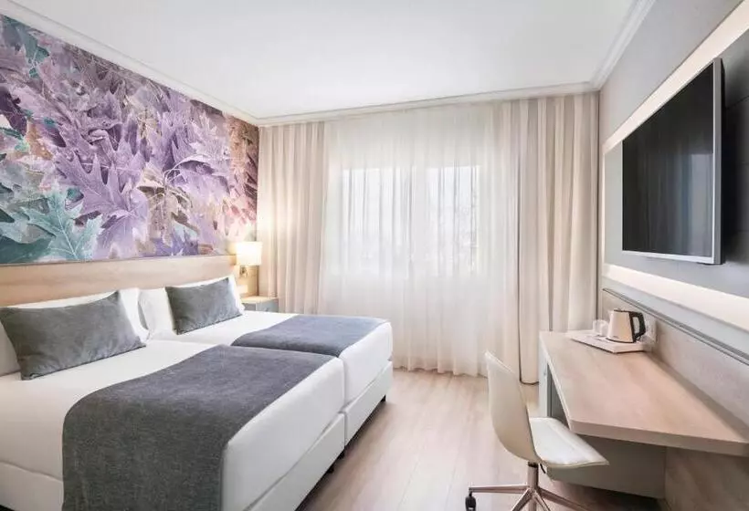 בית מלון כפרי Salles Ciutat Del Prat Barcelona Airport