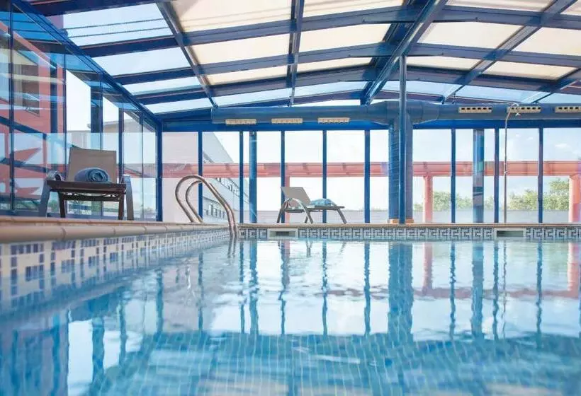 בית מלון כפרי Salles Ciutat Del Prat Barcelona Airport