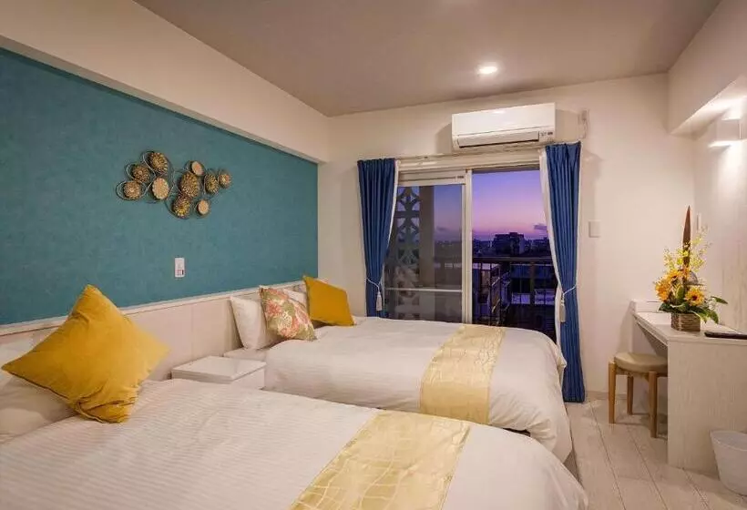 ユースホステル Kariyushi Condominium Resort Miyakojima Fukugi Stays