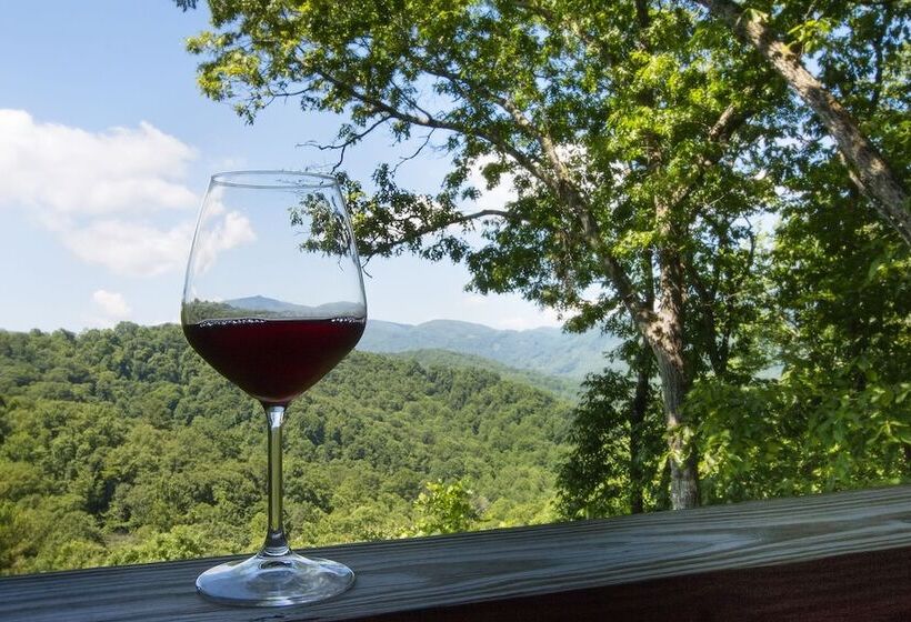 مبيت وإفطار Lazy Bear Lodge