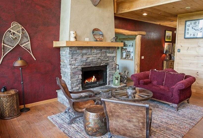 مبيت وإفطار Lazy Bear Lodge