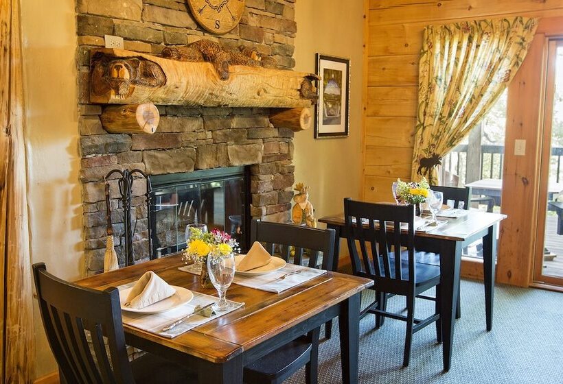 مبيت وإفطار Lazy Bear Lodge