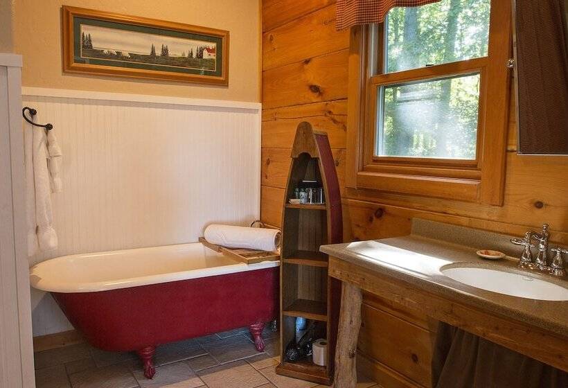 مبيت وإفطار Lazy Bear Lodge